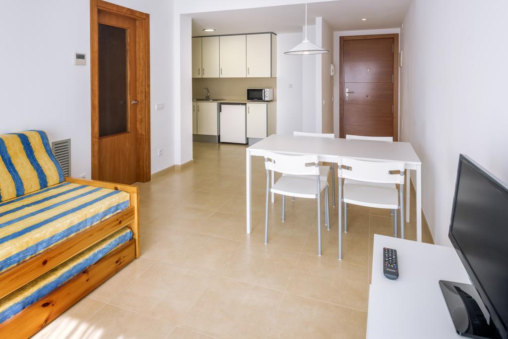 Apartments Sorrabona Пинеда де Мар Екстериор снимка