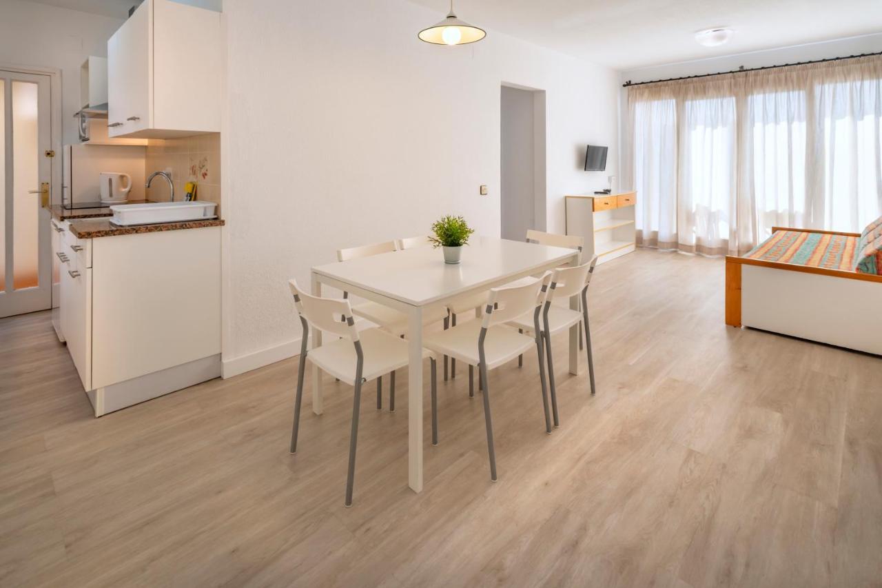 Apartments Sorrabona Пинеда де Мар Екстериор снимка